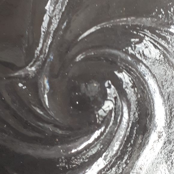 Depression glass tray with handles. - Picture 4 of 6